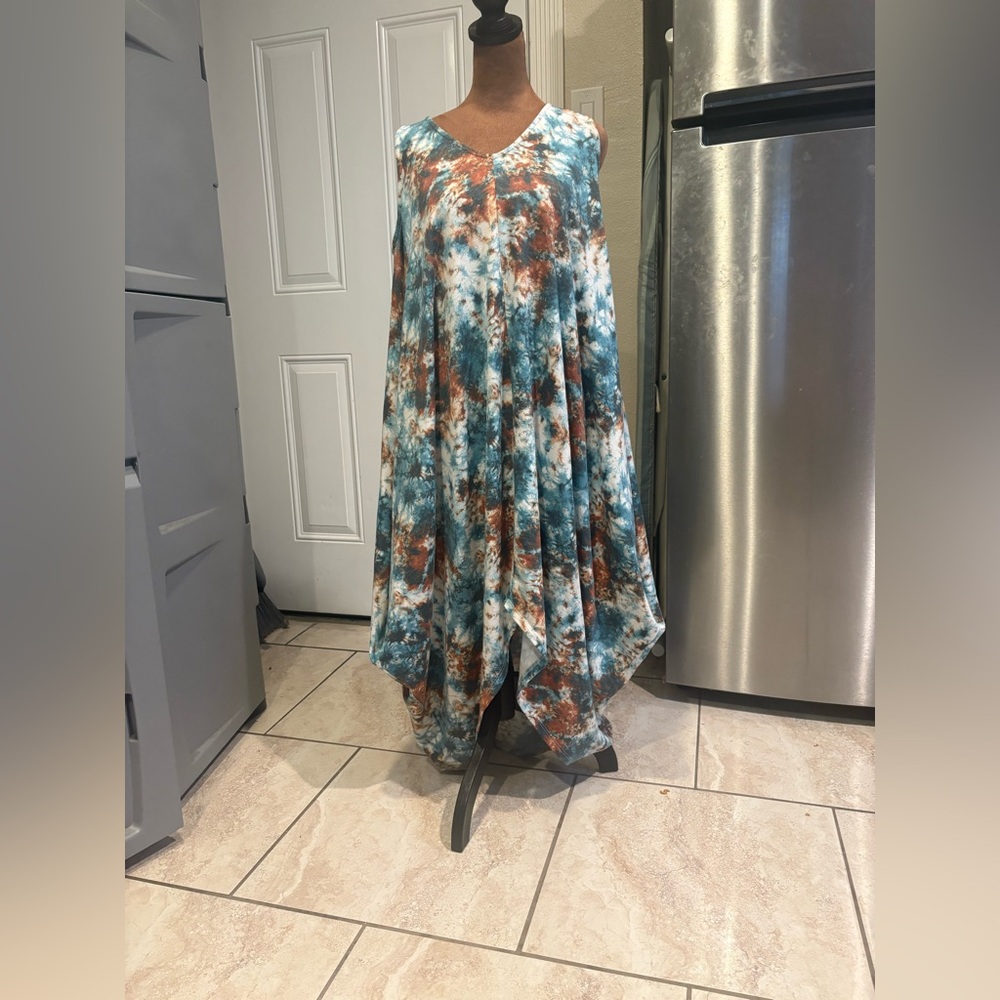 Vince Camuto Blue and Brown Tie-Dye Dress
